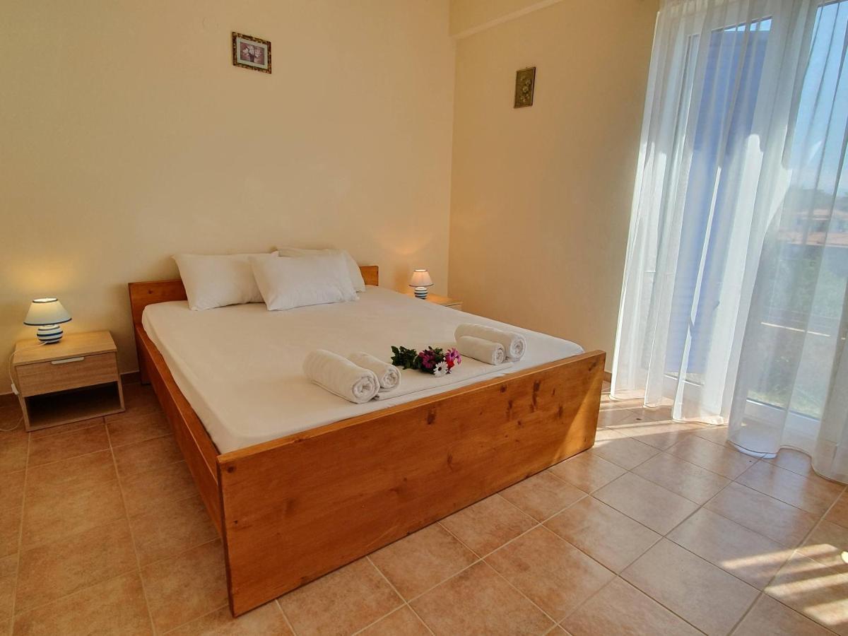 Ferienwohnung Stoupa Lefktro 10 Exterior foto
